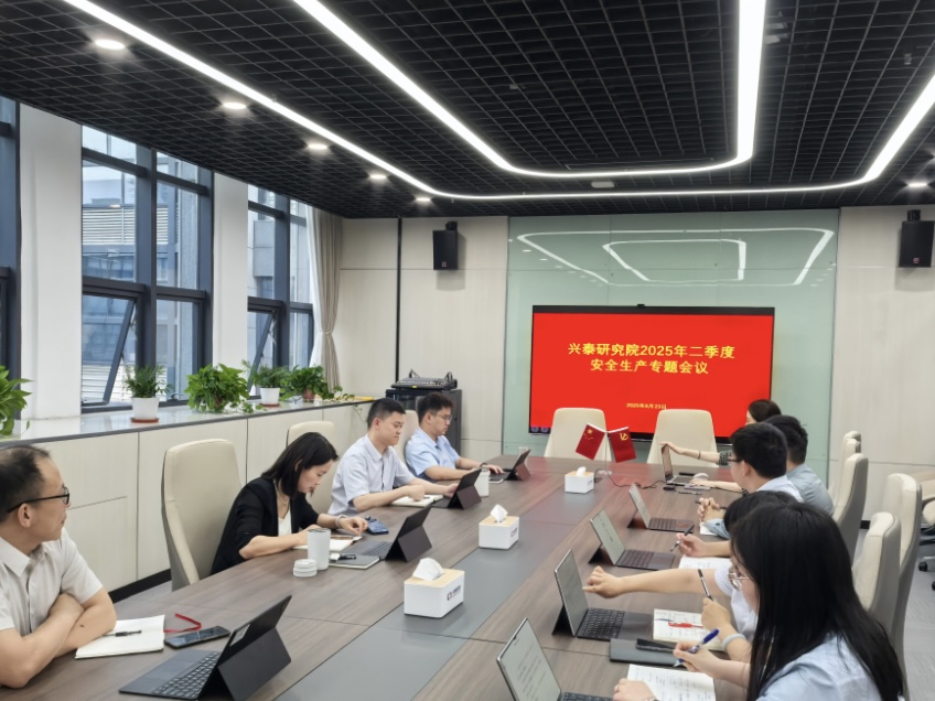 e47998b5e4b8b4dfc44824a475fd557