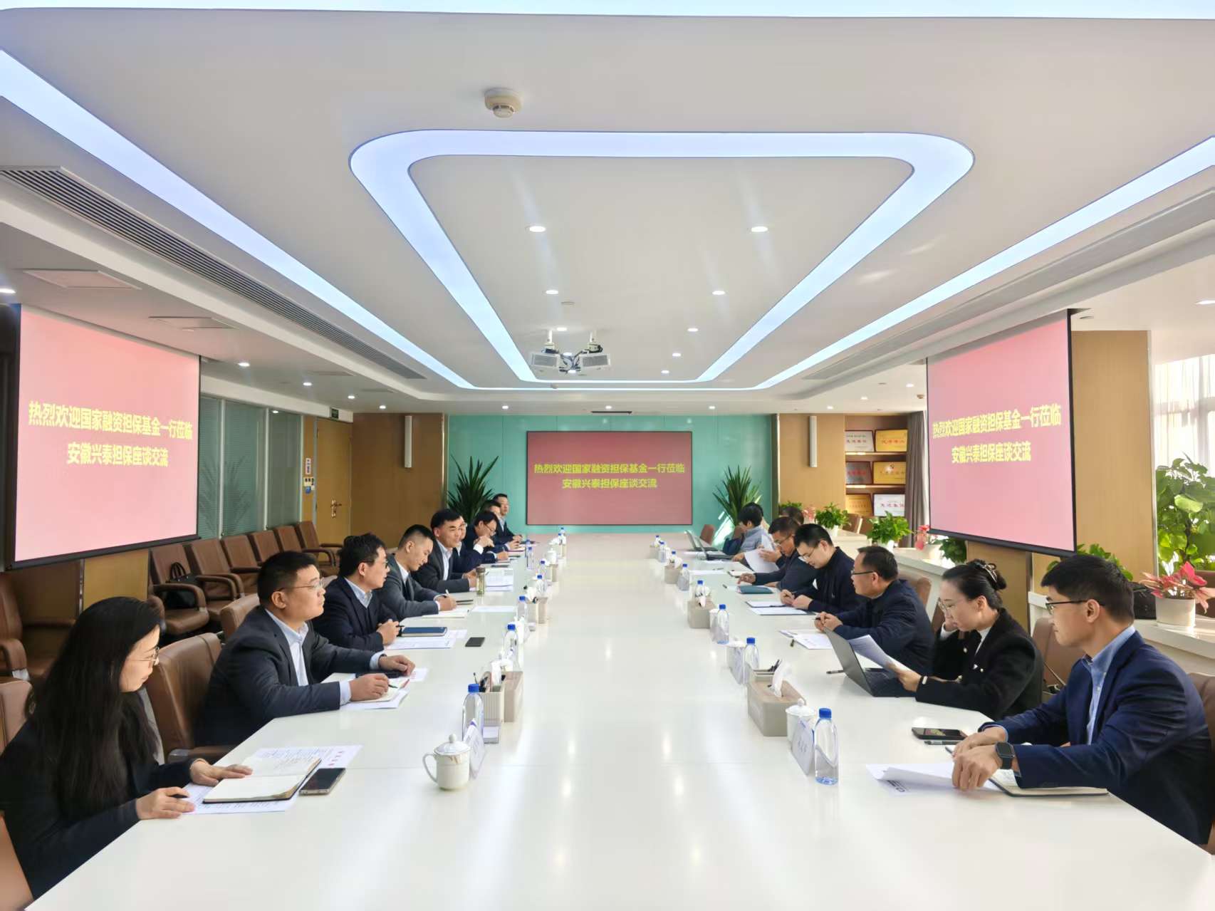 20251212151651_774_491 20251212151651_774_491