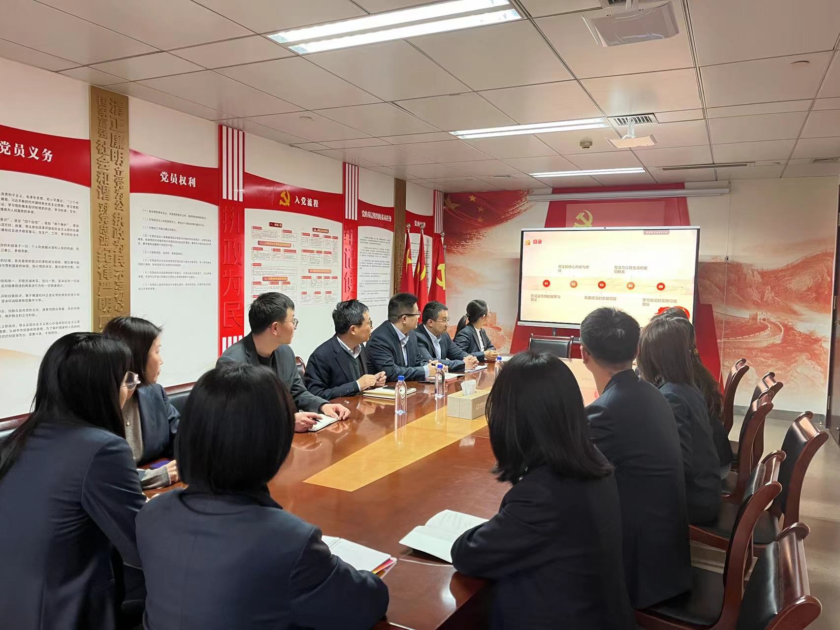 20251215153107_806_493 20251215153107_806_493